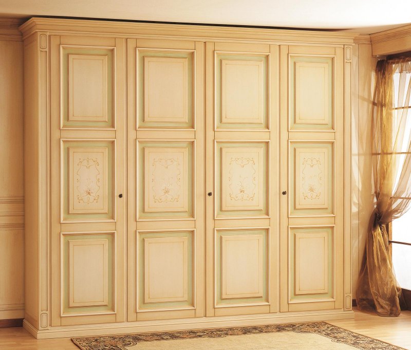 Шкаф в классическом стиле № 1523